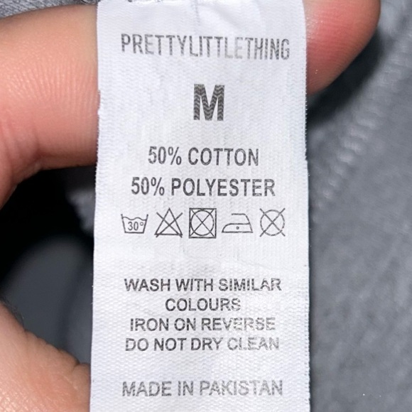 PrettyLittleThing Sweatshirt Honolulu Surf Embroidered Relaxed Long Sleeve Crew - Picture 6 of 11